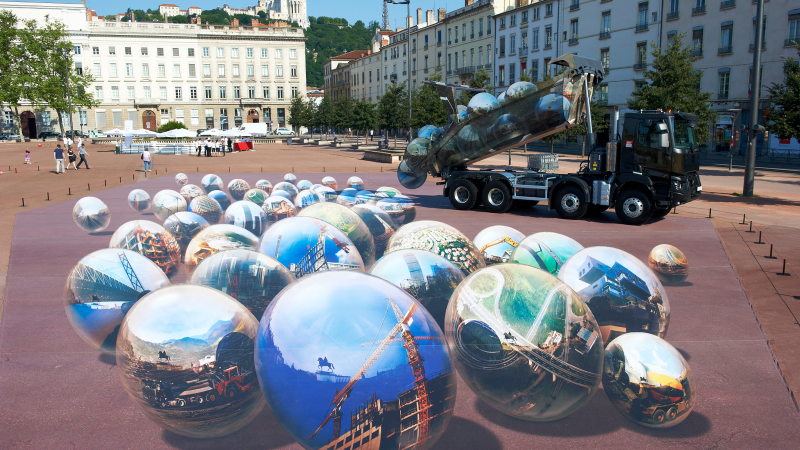Illustration for article titled Check Out These Crazy 8-Billion Pixel Works Of 3D Street Art